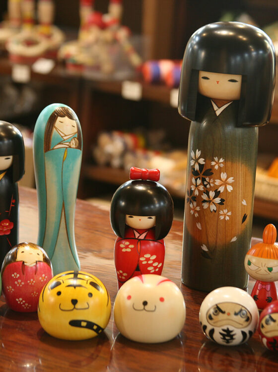 Búp bê Kokeshi – Linh hồn Nhật Bản trong hình dáng tối giản