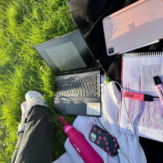 Multitasking: Cỗ Máy Siêu Năng hay “Cú Lừa” Hiệu Suất